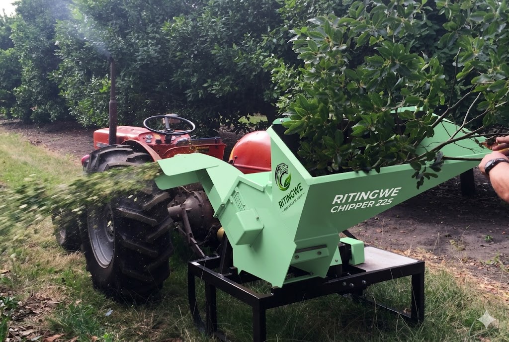 Ritingwe Model 20 90-Degree Tractor-Mounted Wood Chipper thumbnail 3