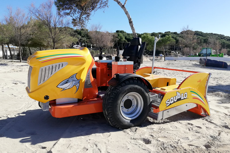 Beach Cleaners – Tractor-Mounted, Self-Propelled & Walk-Behind thumbnail 5
