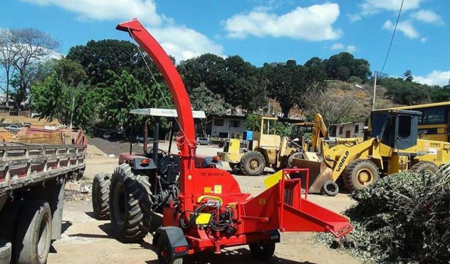Lippel PDF 200 Compact Disc Chipper – PTO