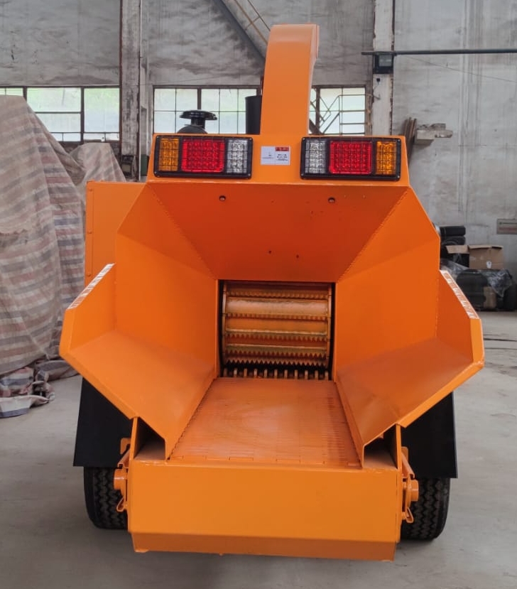 160 mm Hydraulic Feed Wood Chipper | 102 HP Diesel | Commercial Grade thumbnail 3